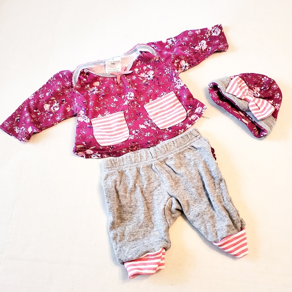 Laura Ashley Baby Purple Floral Outfit 0-3 Months